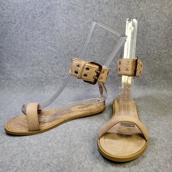 ☆ Nude Grommet Detailed Ankle Cuff Flat Sandal - Picture 8 of 9